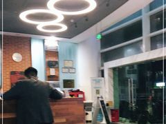 -一兆韦德健身(慧芝湖店)