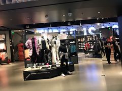 -NIKE品牌体验店(金源新燕莎店)