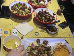 -鸿通城购物中心