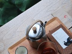 荔枝红茶-知亘茶食