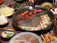 -周小明火锅(黑金冠社区店)