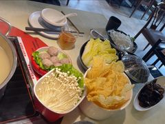 -潮牛海记•潮汕牛肉火锅•醉鸡煲•粿条汤(通北路店)