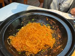 -阿瓦山寨·湘菜现炒·剁椒鱼头王(咸阳总店)