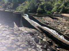 -安吉龙王山峡谷漂流