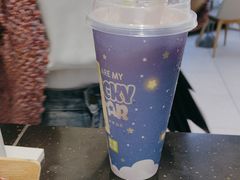 -奈雪的茶(亨特国际广场店)