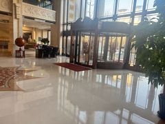 -碧中海汤泉汗蒸酒店