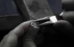 -珂兰钻石(美美2购物中心店)