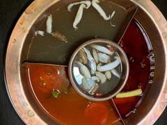 -滇釜火锅·能喝汤的火锅(车公庄店)