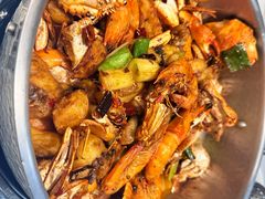 -七欣天香辣蟹火锅(无锡金太湖国际城店)