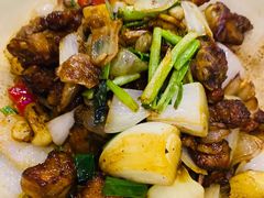 汽锅鸡-滇越乘象云南餐厅(豆各庄店)