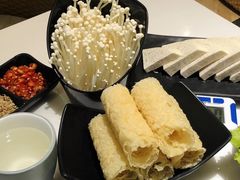 -东椰·海南椰子鸡火锅(朝阳门店)