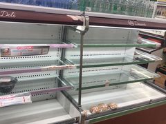 -全家便利店(莲花池东路店)