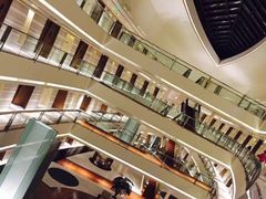 -上海滴水湖皇冠假日酒店