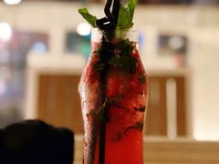 -Mark&Mars Restaurant