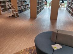 -广州市白云区图书馆