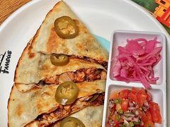 -Famous肥猫墨西哥音乐餐吧(五棵松华熙LIVE店)