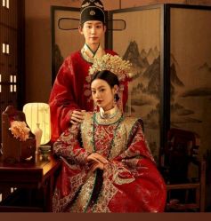 -蒙太奇婚纱摄影(万达店)