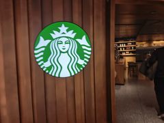 -星巴克臻选(国贸商城首店)