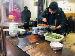 -老字号贾家肉丸糊辣汤(光明巷店)