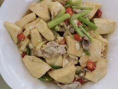 -湘里湘亲饭店(闸坡店)