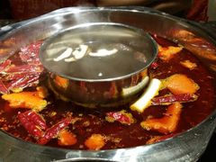 -小天鹅火锅·一线江景洪鼎旗舰店(洪崖洞店)