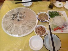 -官塘陈记鱼生·潮汕砂锅粥·牛肉火锅(潮枫路总店)