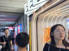 -上海龙之梦万丽酒店