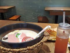 -状元王过桥米线(黄埔至泰广场店)
