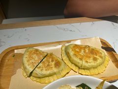 煎饼盒子-关东小磨东北菜(漕河泾印象城店)