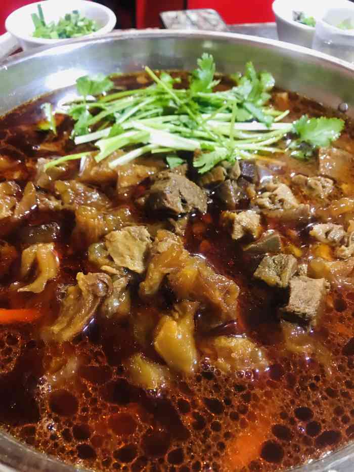 但是没有吃过火锅.都是来吃牛肉粉的.真的很好吃哈.