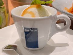 -玛格萝妮(汇智国际商业中心店)