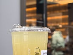 -星巴克(新达汇三林店)