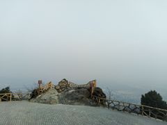 -鬼笑石后山停车场