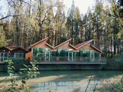 -上海怡沁园度假酒店