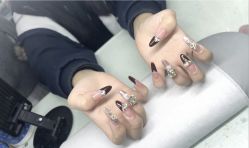 -美画·轻奢美甲美睫