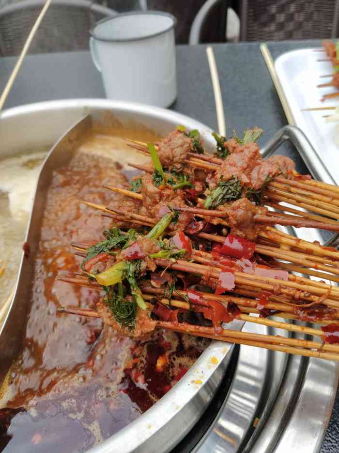 蜀儿郎市井串串-"蜀儿郎串串团的双人餐很实惠,店就在海港城.