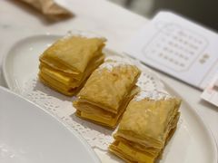 -香港百合居(LCM置汇旭辉广场店)