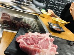 -肉甲韩国木炭烤肉(新壹街1店)