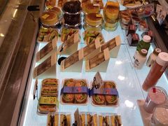 -巴黎贝甜(华堂新辰汇店)