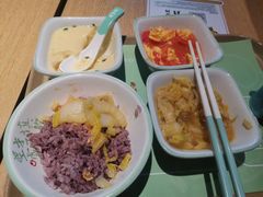 -老乡鸡(上海品尊国际中心店)