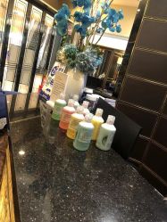 -八佰伴8008星级形象店