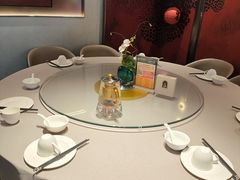 -百联临沂购物中心(临沂路店)