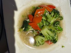 -欧提汗·新疆餐厅·清真(银都路店)