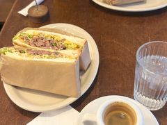 -Al Salam莫的三明治