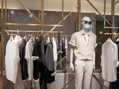 -王府井百货熙地港店