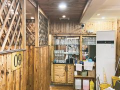 大堂-老东镇啤酒屋海鲜加工·蒸汽海鲜·海鲜烧烤(台东店)