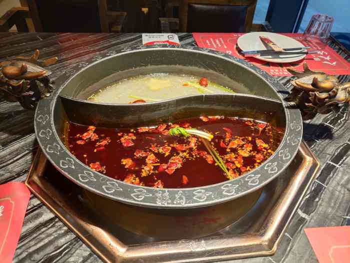 辣府(长兴店)-"虾滑味道不错,满满的虾肉,对比之下可能青.