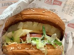 -The Habit Burger Grill 哈比特汉堡(复兴soho店)