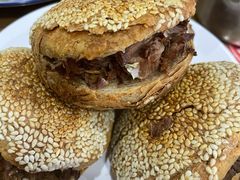 烧饼夹肉-东兴顺爆肚张