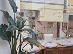 -Line 咖啡(石厦花园店)